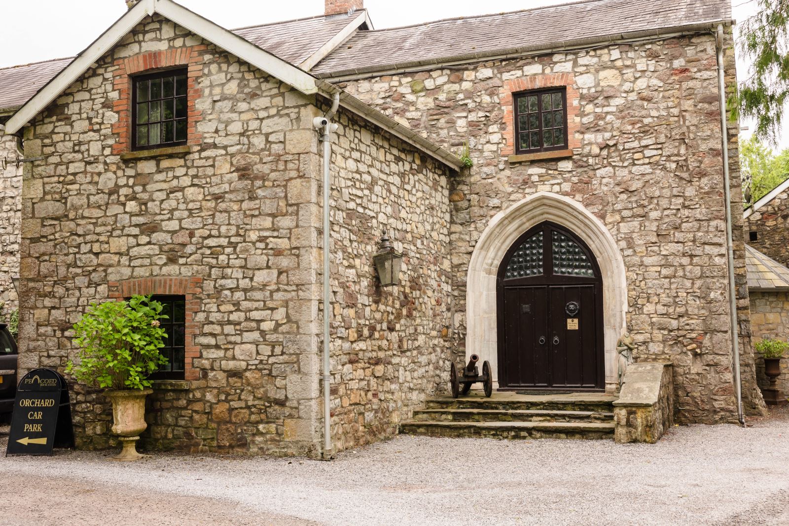 Pencoed House Estate gallery image 5